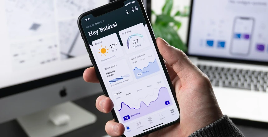 Aplicativos para Empresas: Quando Vale a Pena Desenvolver um App e Quando um Site é Suficiente?