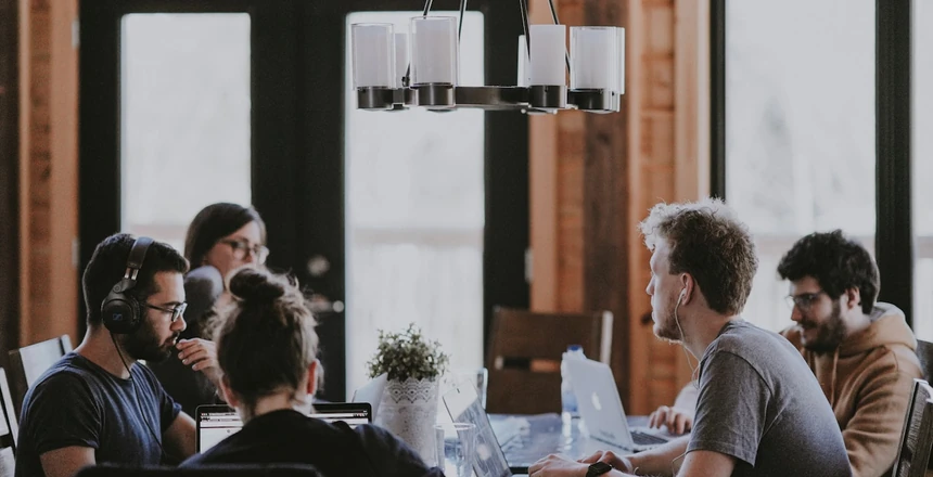 Como Escolher a Agência de Marketing Digital Ideal e Evitar Promessas Vazias