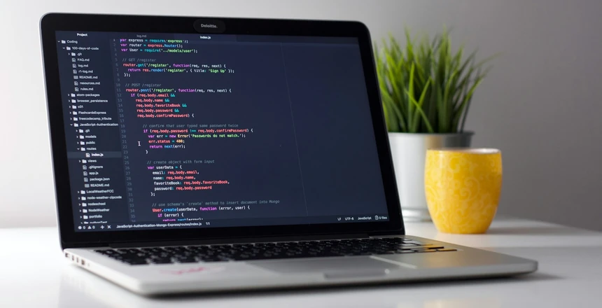 Software Personalizado: Quando Sua Empresa Realmente Precisa de um Sistema Sob Medida?